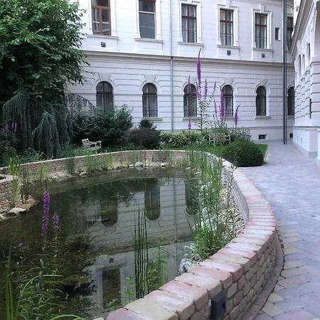 Apartment Korond Palace With 4 Bedrooms In An Unesco Protected Palazzo